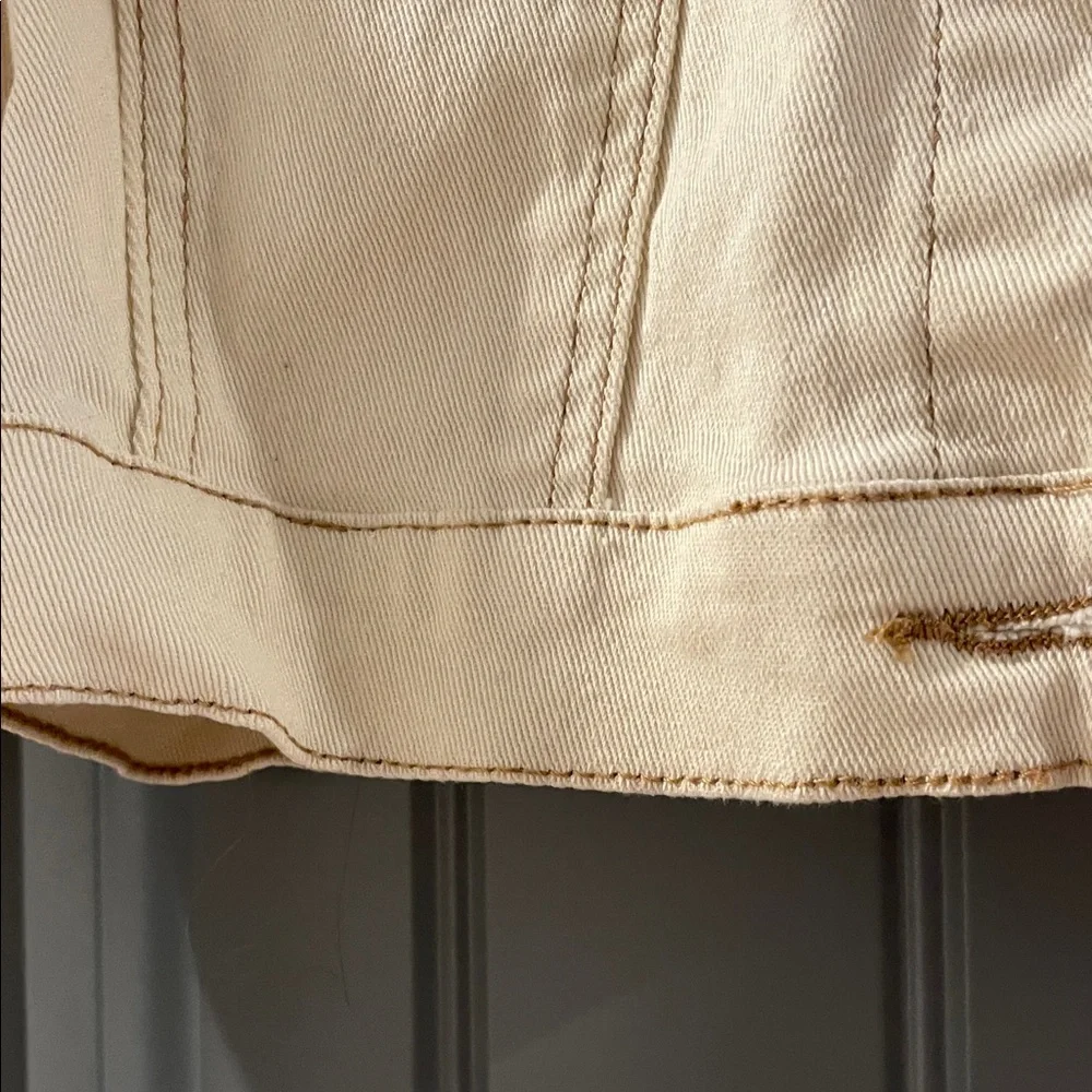 American Eagle Outfitters Light Tan Denim Jacket - Picture 8 of 12